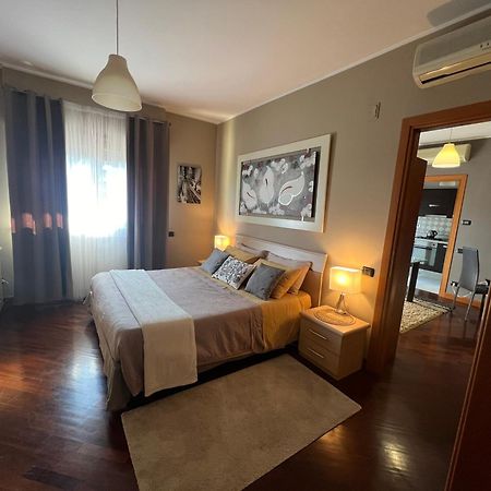 Апартаменты Charme & Relax - Fiera Di Roma - Fiumicino Airport Понте-Галерия Экстерьер фото